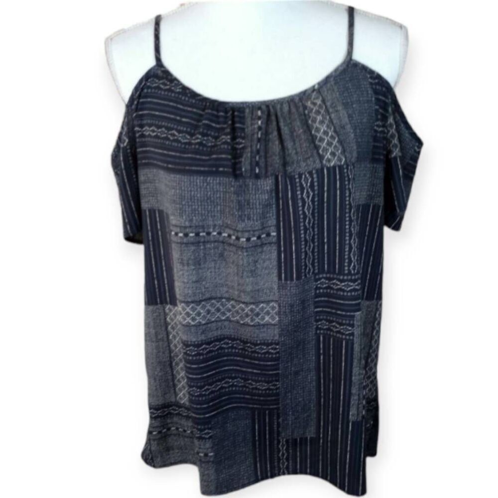 BASS COLD SHOULDER BLUE BLOUSE SZ.S EUC.